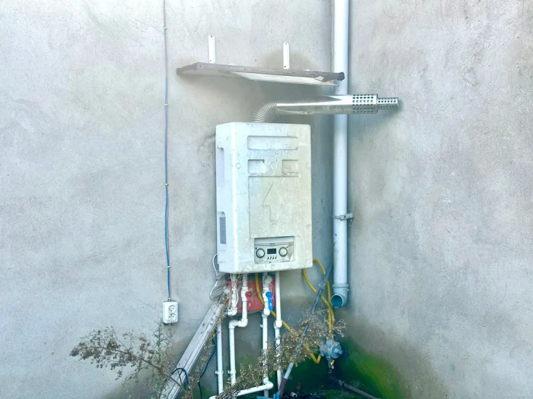 Satılır 3 otaqlı həyət evi 120 m²