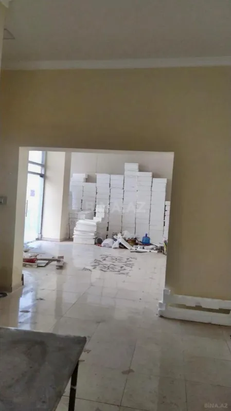 Satılır obyekt 220 m²