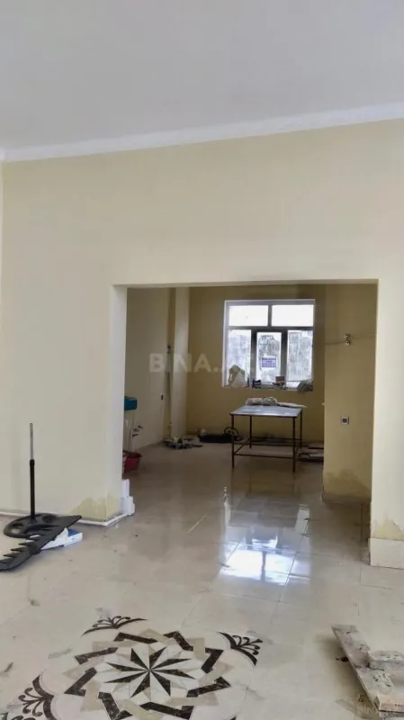 Satılır obyekt 220 m²