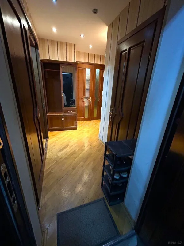 Satılır 3 otaqlı mənzil 82 m²