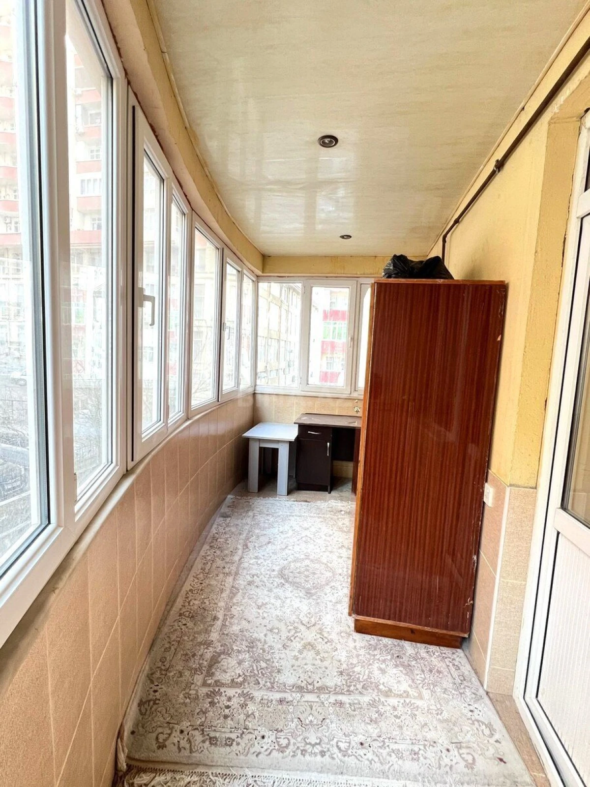 Satılır 3 otaqlı mənzil 82 m²