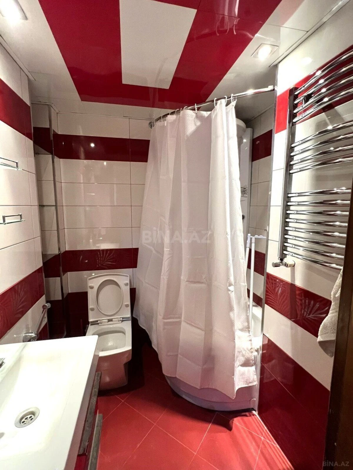 Satılır 3 otaqlı mənzil 82 m²