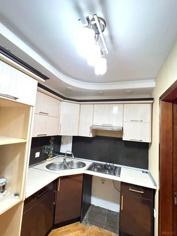 Satılır 3 otaqlı mənzil 82 m²