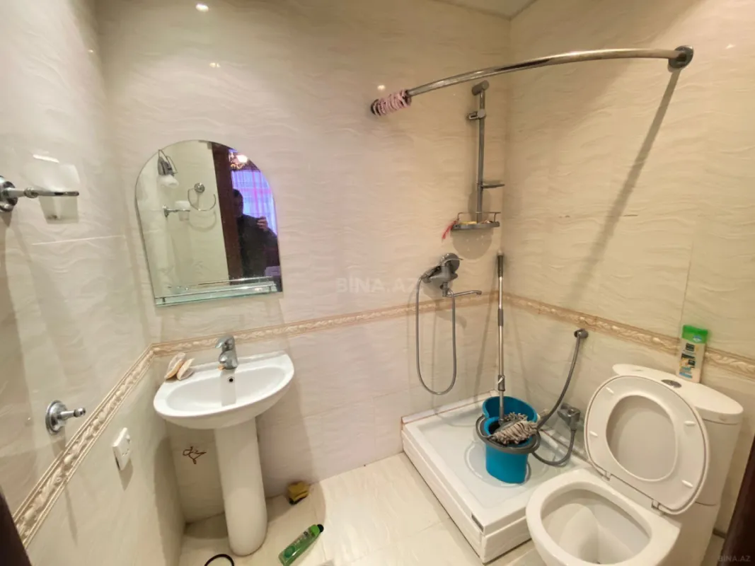 Kirayə verilir 3 otaqlı mənzil 166 m²