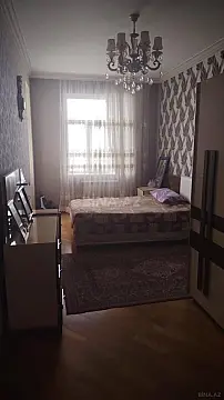 Kirayə verilir 2 otaqlı mənzil 60 m²