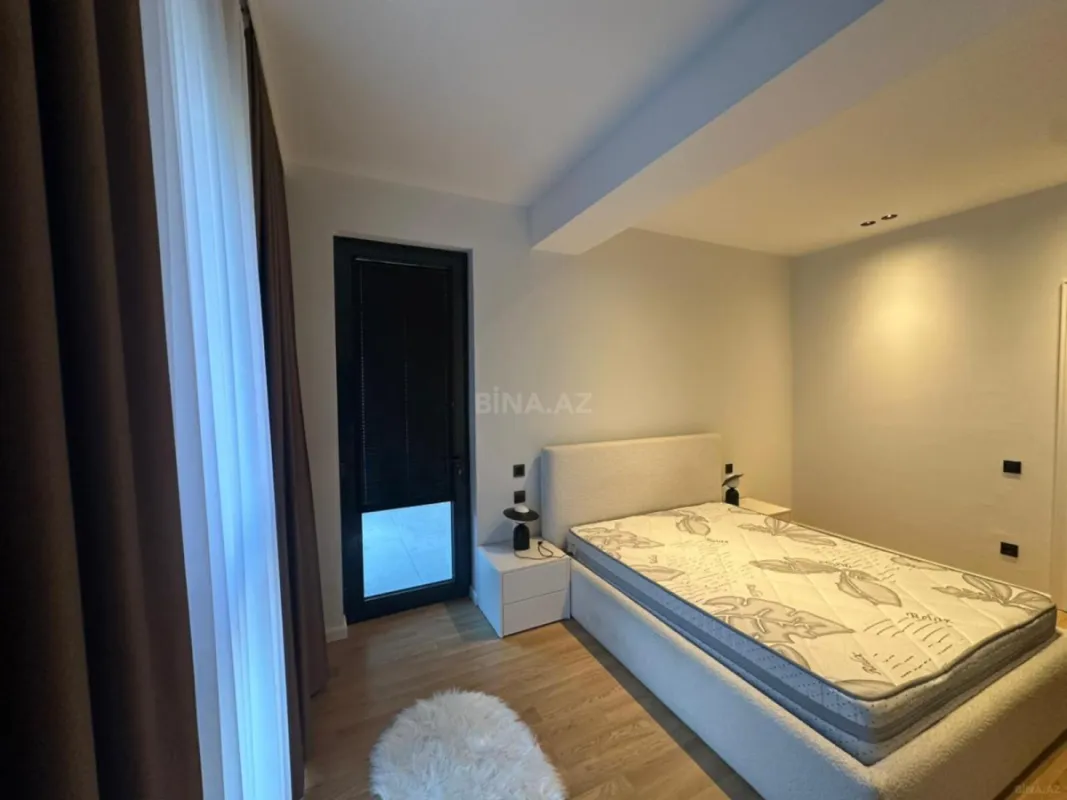 Kirayə verilir 2 otaqlı mənzil 80 m²