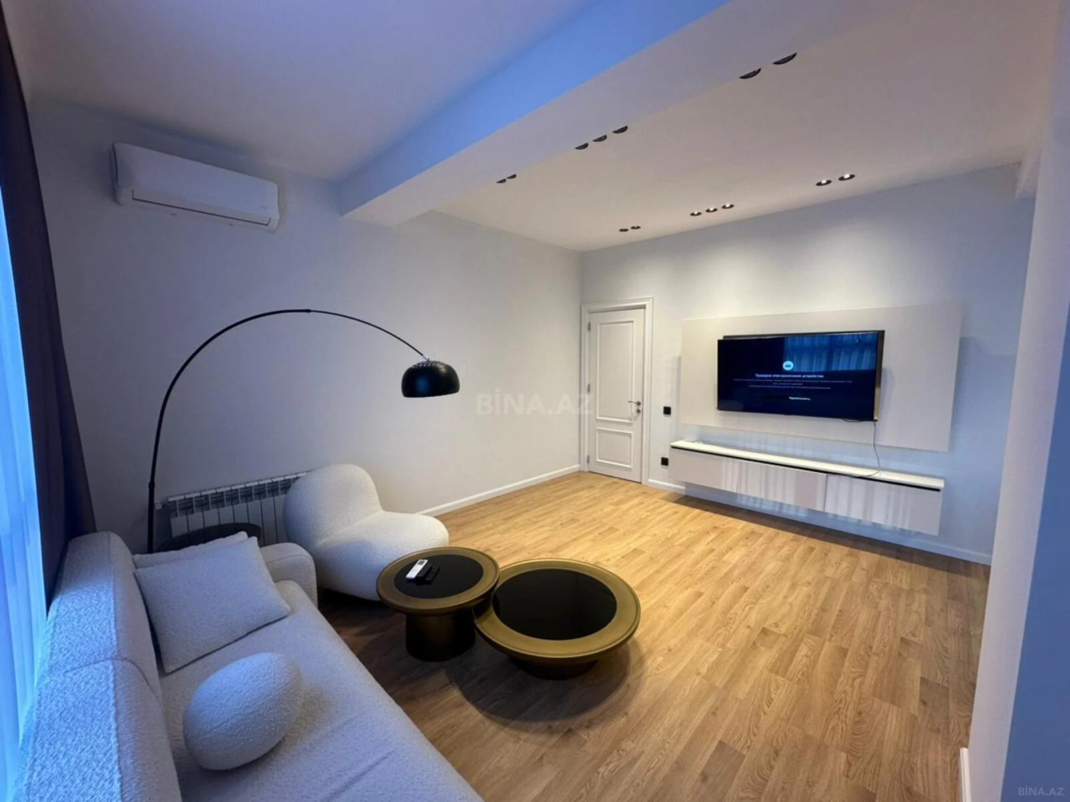 Kirayə verilir 2 otaqlı mənzil 80 m²