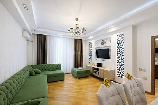 Satılır 2 otaqlı mənzil 65 m²
