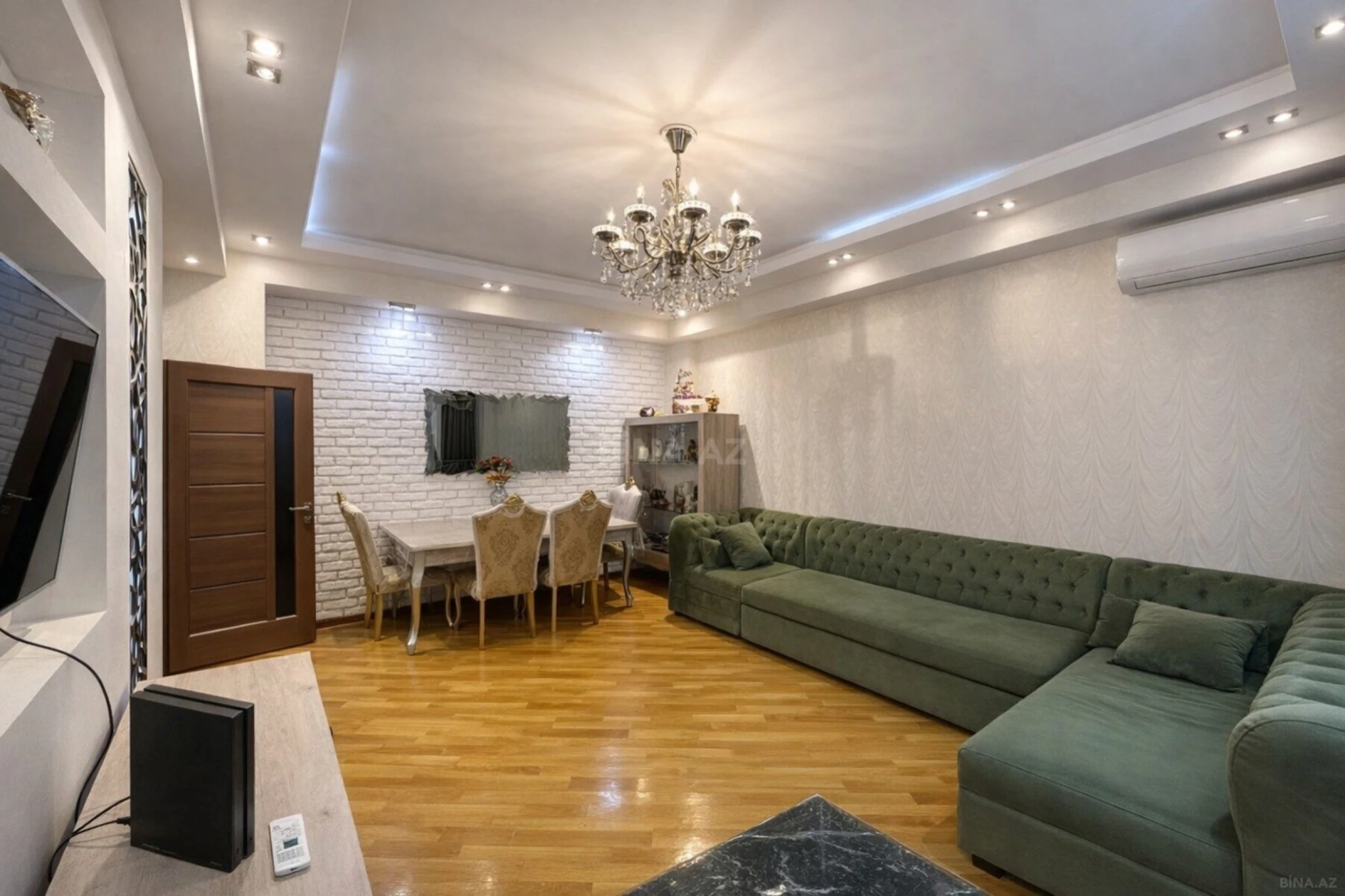 Satılır 2 otaqlı mənzil 65 m²