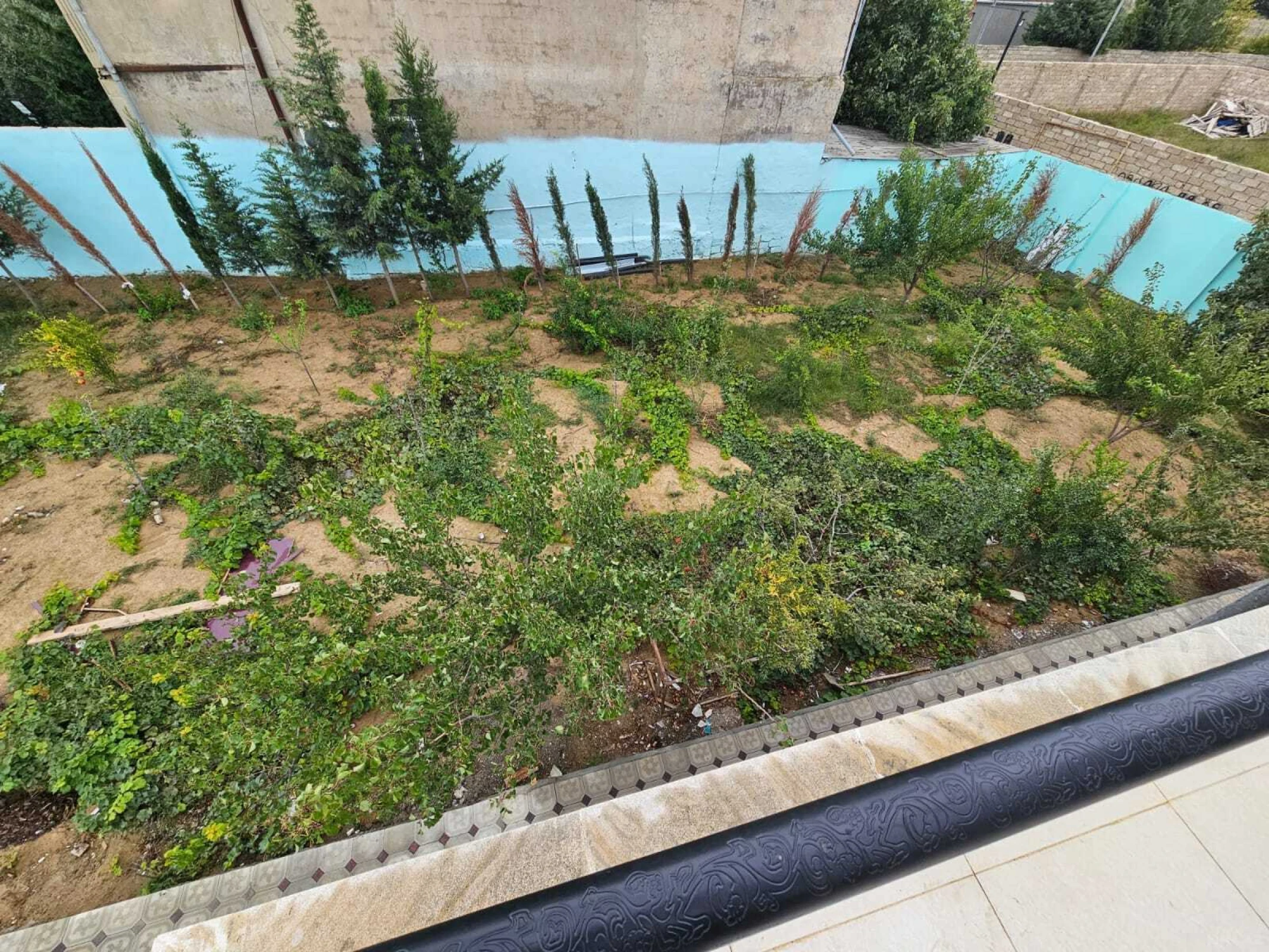 Satılır 11 otaqlı həyət evi 450 m²