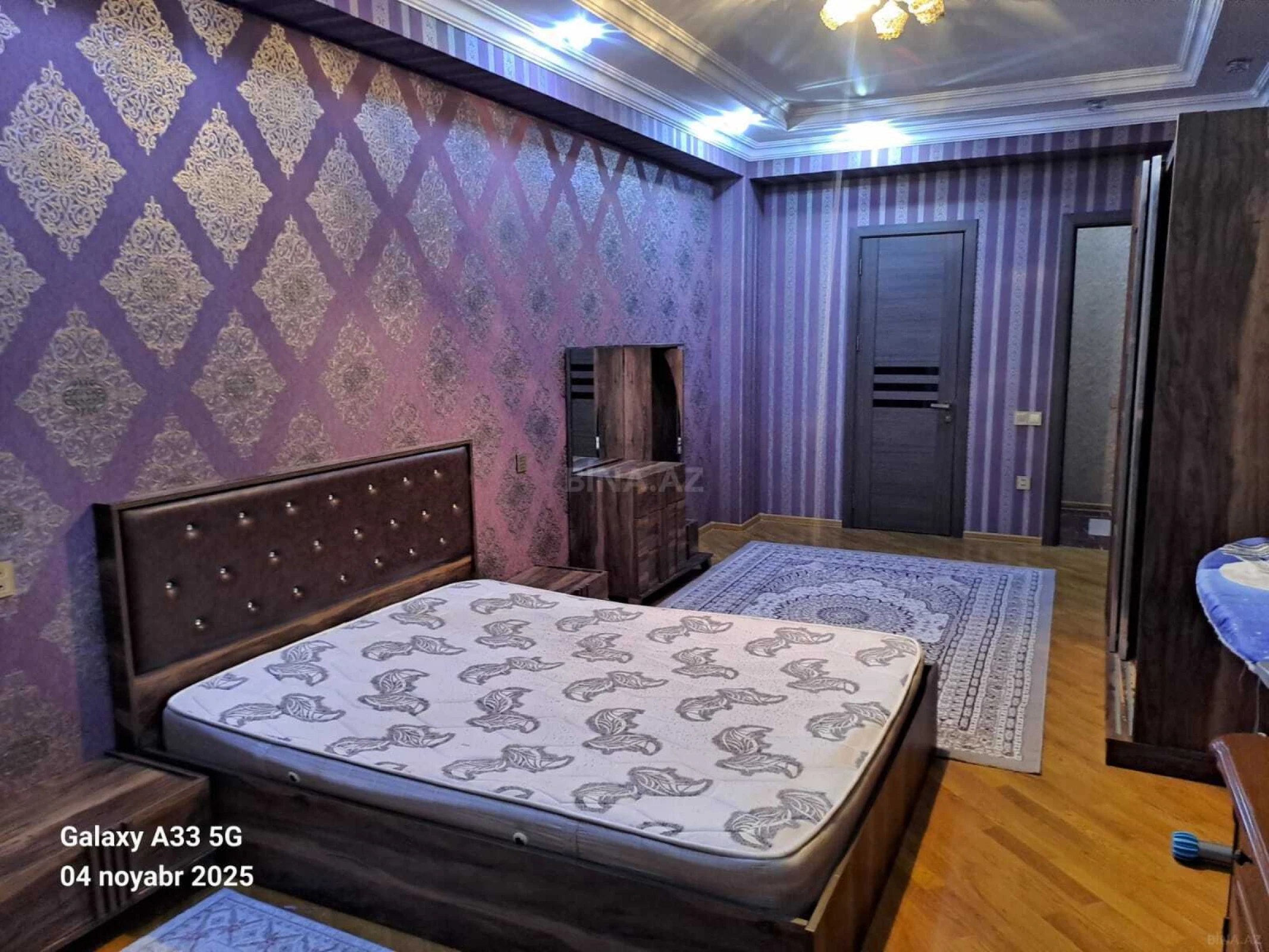 Kirayə verilir 3 otaqlı mənzil 109 m²