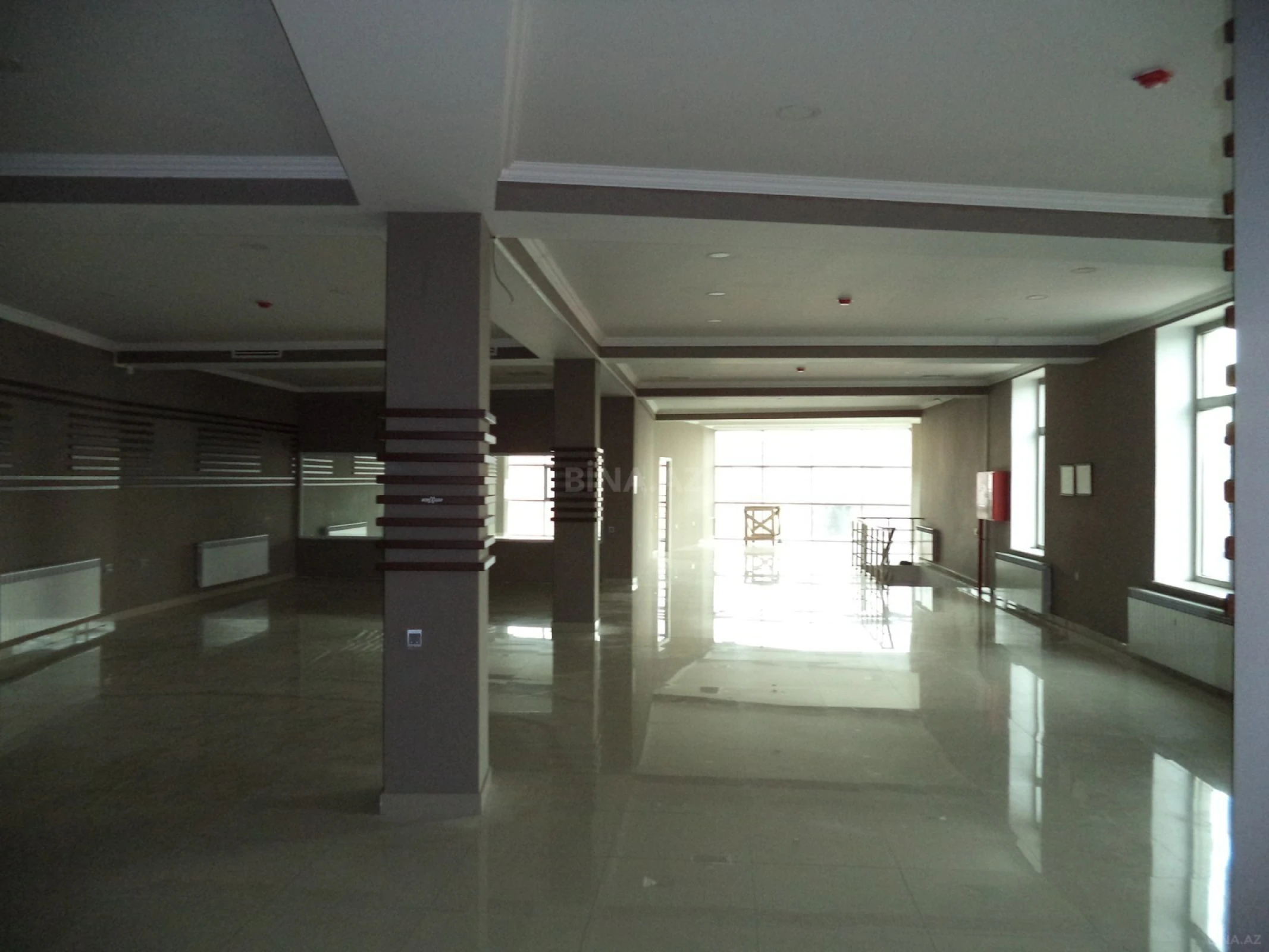 Kirayə verilir obyekt 300 m²