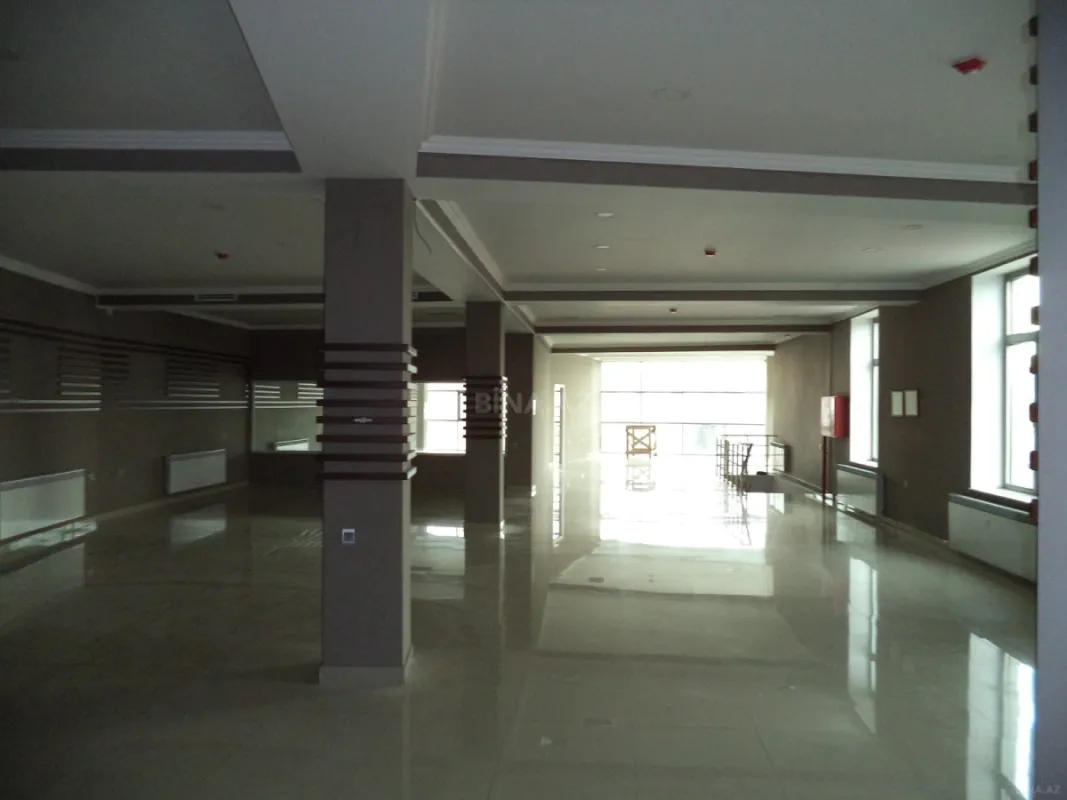 Kirayə verilir obyekt 300 m²