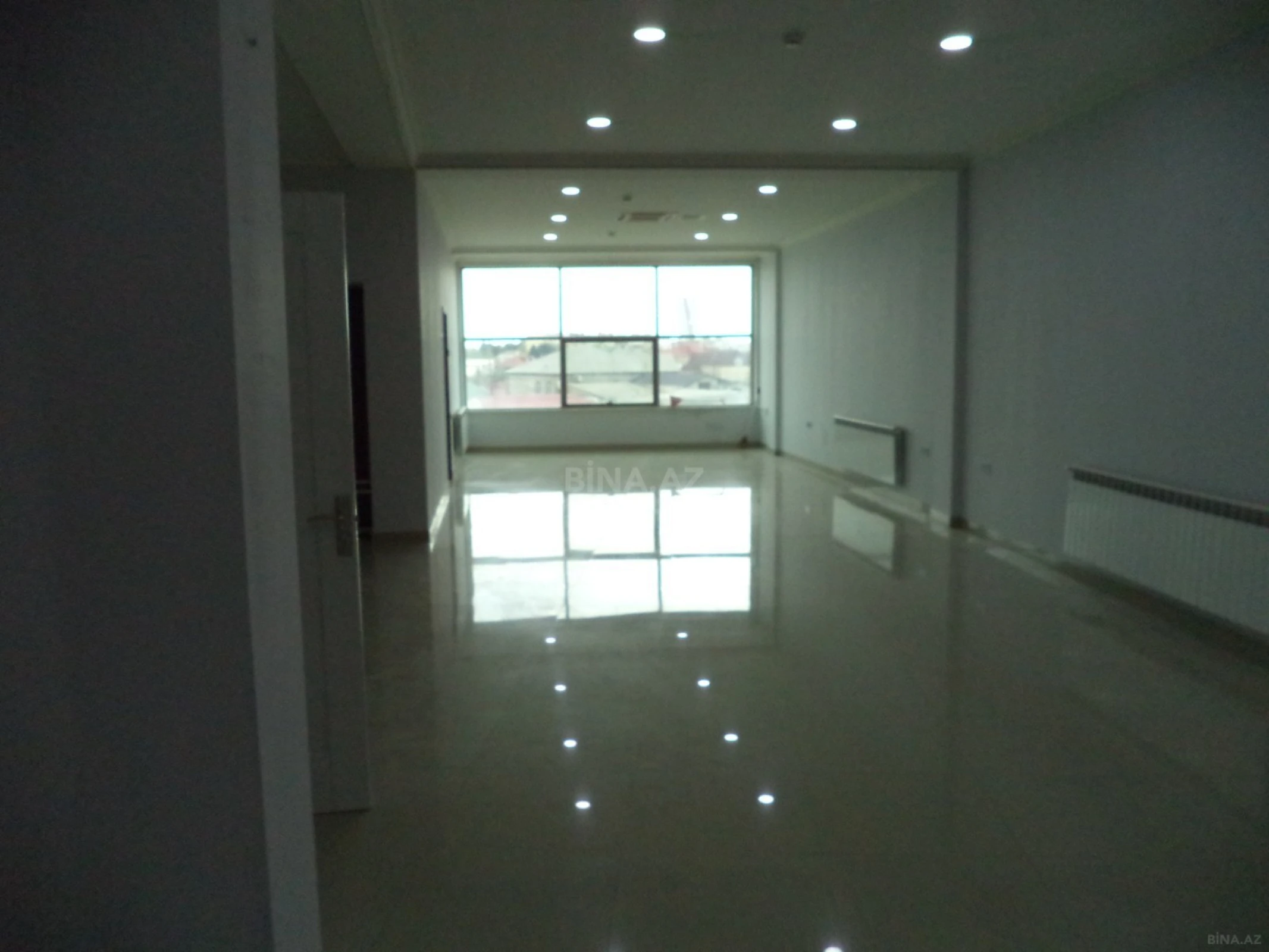 Kirayə verilir obyekt 300 m²