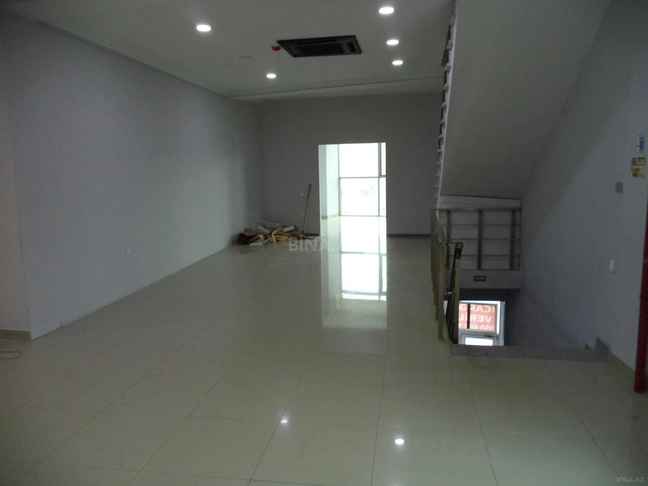 Kirayə verilir obyekt 300 m²