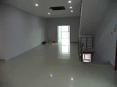 Kirayə verilir obyekt 300 m²