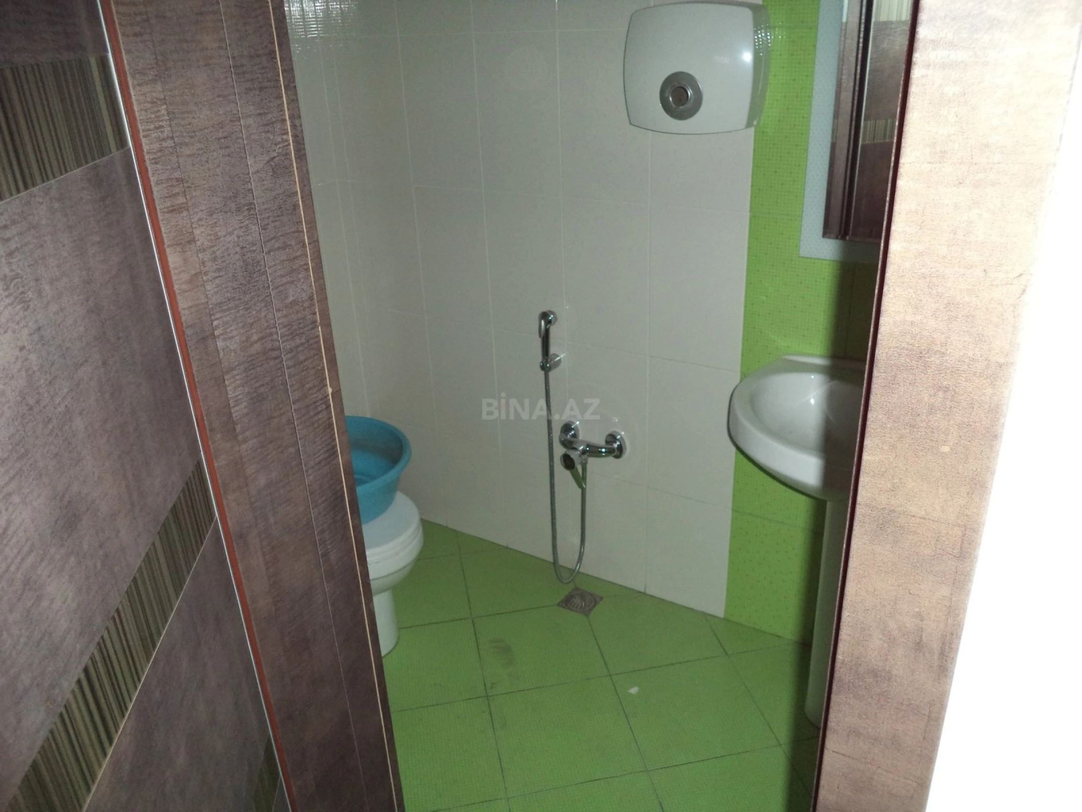 Kirayə verilir obyekt 300 m²