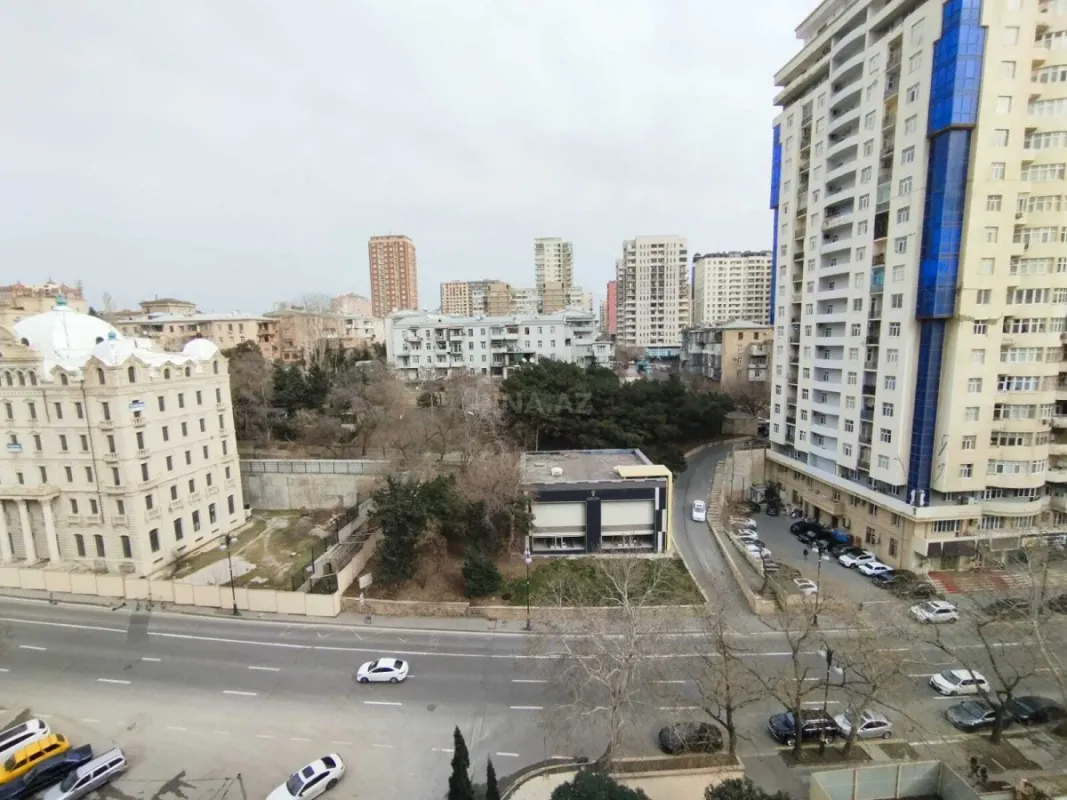 Satılır 2 otaqlı mənzil 90 m²