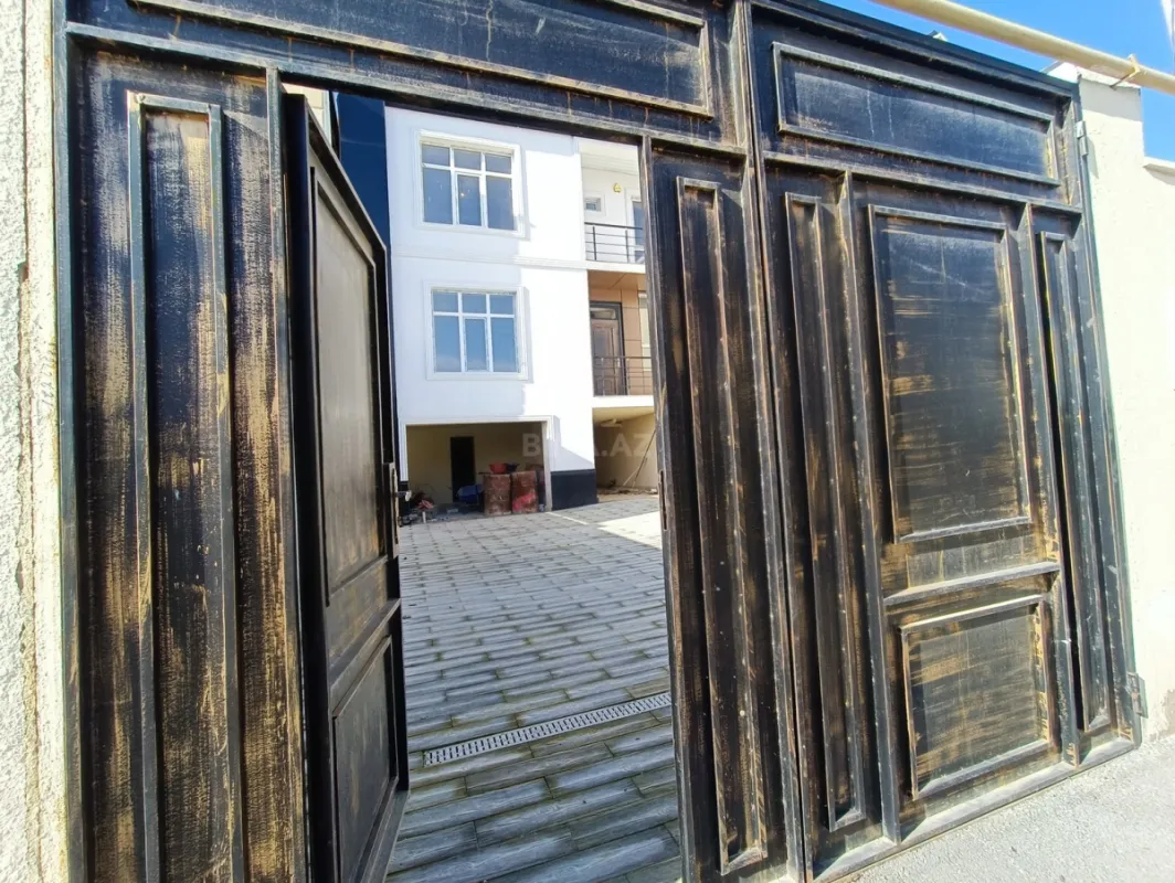 Satılır 4 otaqlı həyət evi 140 m²