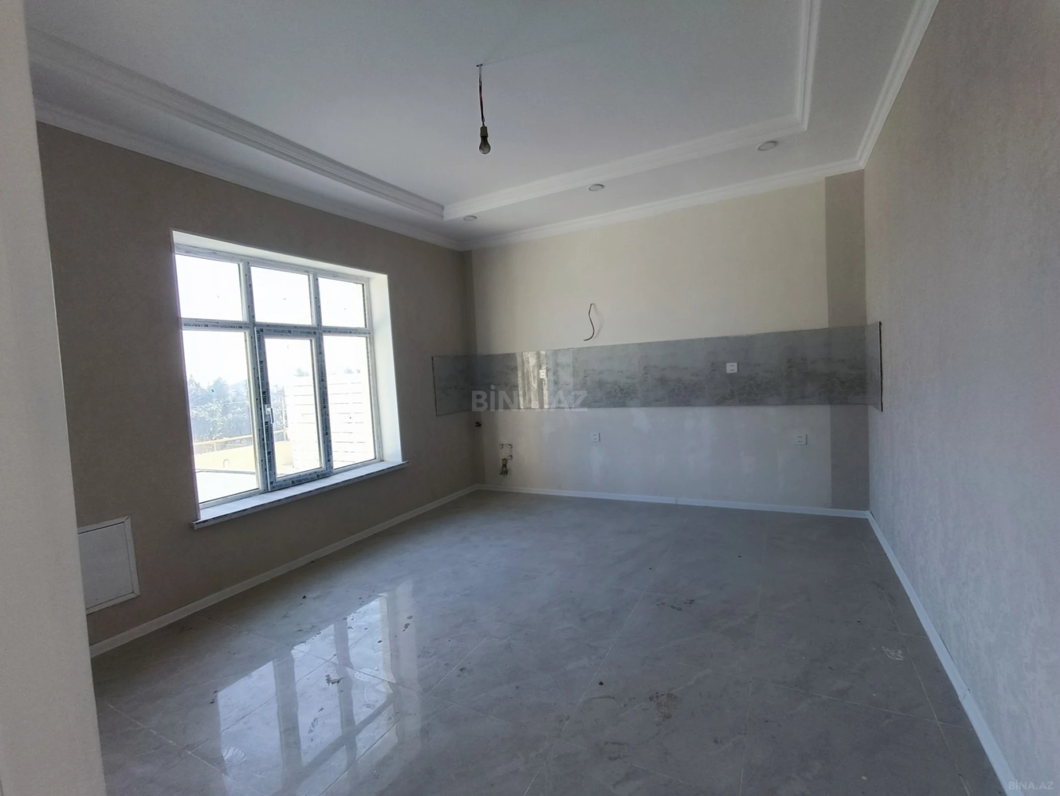 Satılır 4 otaqlı həyət evi 140 m²