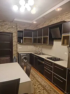 Kirayə verilir 3 otaqlı mənzil 145 m²