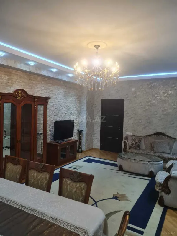 Kirayə verilir 3 otaqlı mənzil 145 m²