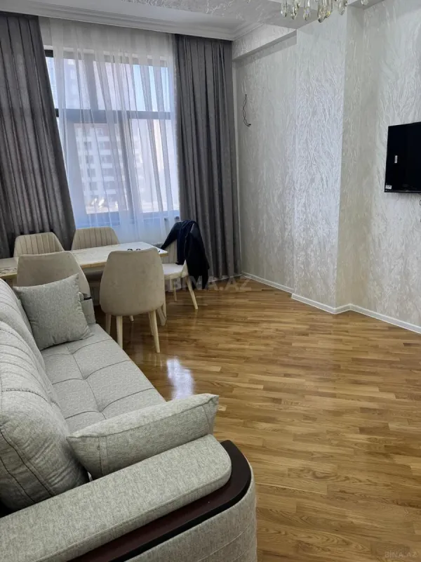 Kirayə verilir 2 otaqlı mənzil 65 m²