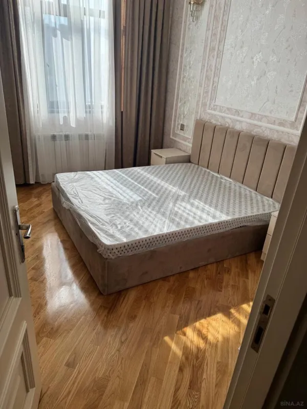Kirayə verilir 2 otaqlı mənzil 65 m²