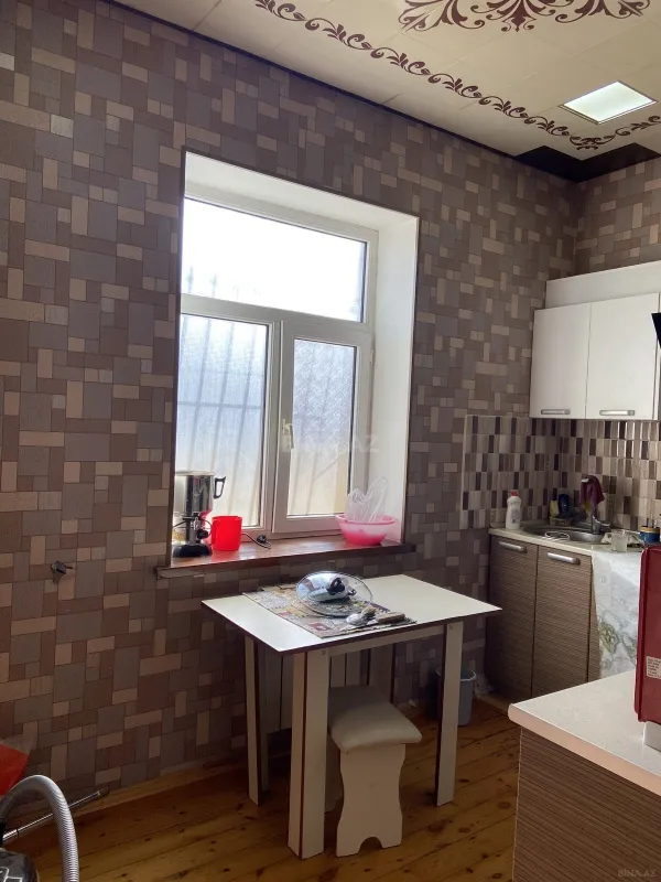 Satılır 4 otaqlı həyət evi 140 m²