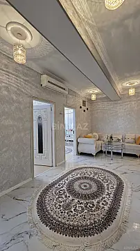 Satılır 3 otaqlı mənzil 136 m²