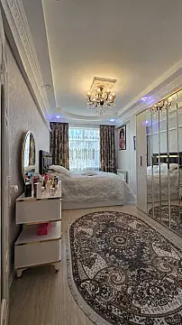 Satılır 3 otaqlı mənzil 136 m²