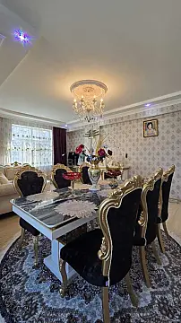 Satılır 3 otaqlı mənzil 136 m²