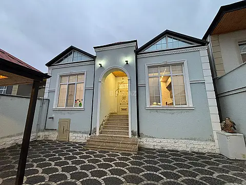 Satılır 4 otaqlı həyət evi 120 m²