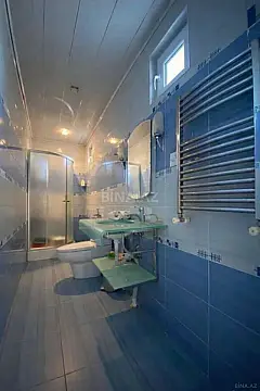 Satılır 14 otaqlı həyət evi 400 m²