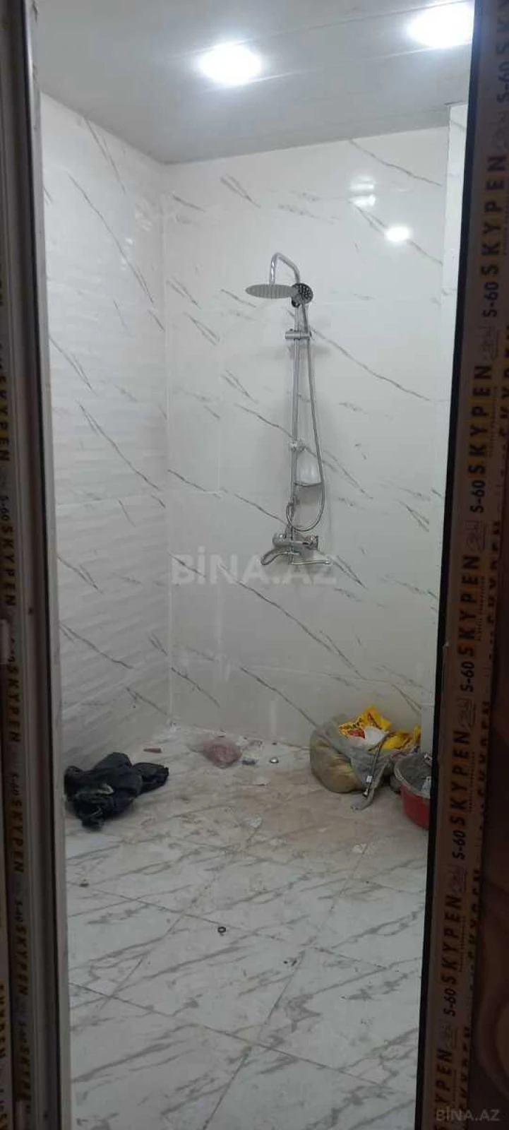 Satılır 2 otaqlı mənzil 120 m²