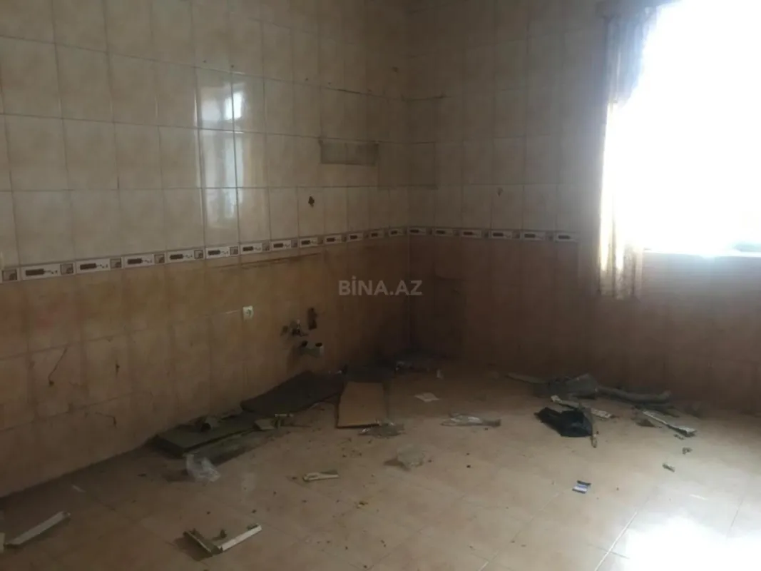 Satılır 4 otaqlı həyət evi 203 m²