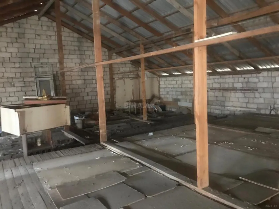 Satılır 4 otaqlı həyət evi 203 m²