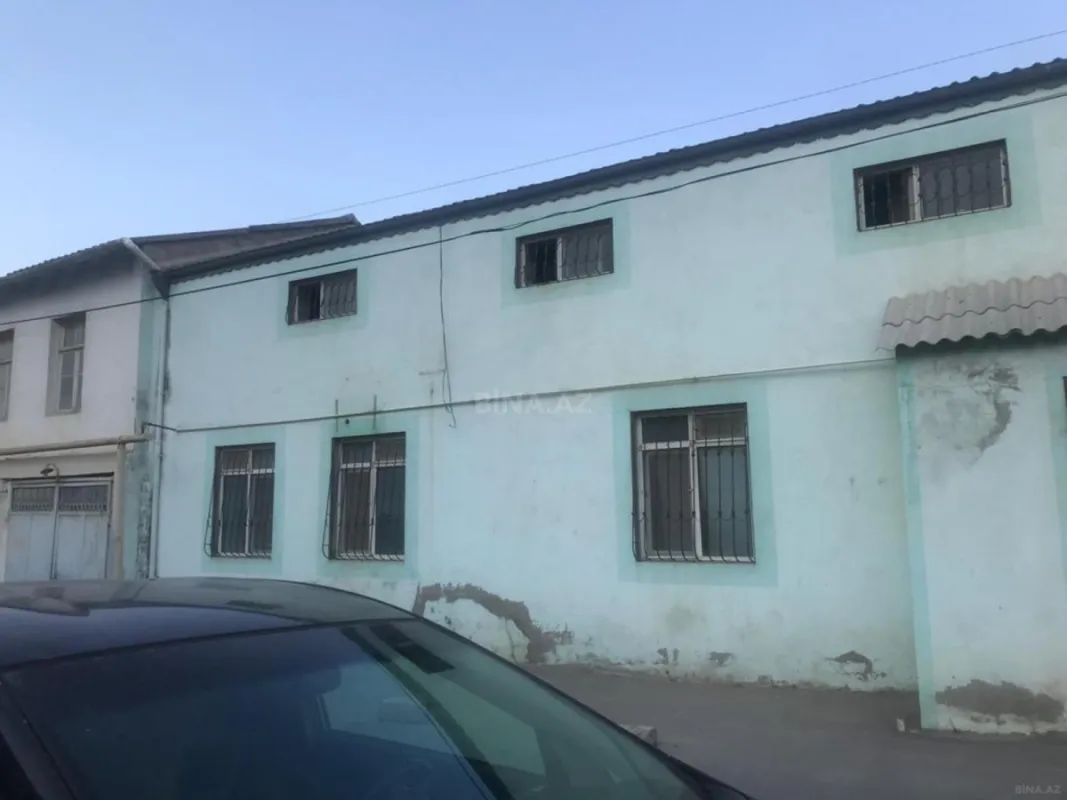 Satılır 4 otaqlı həyət evi 203 m²