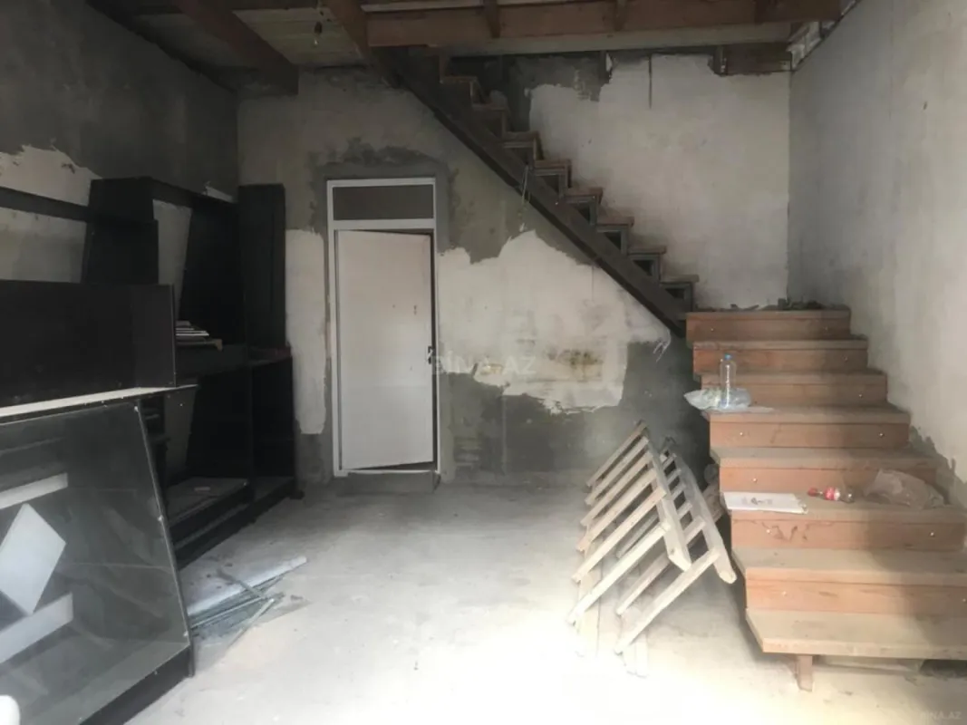 Satılır 4 otaqlı həyət evi 203 m²