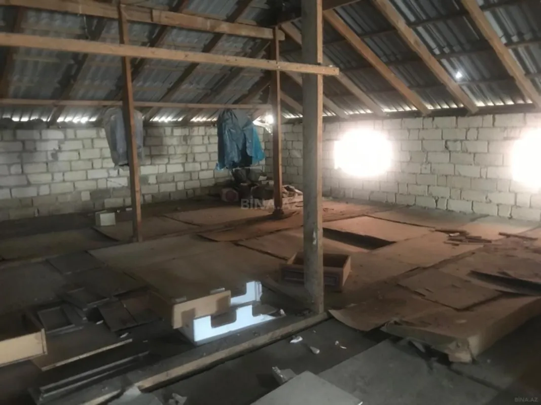 Satılır 4 otaqlı həyət evi 203 m²