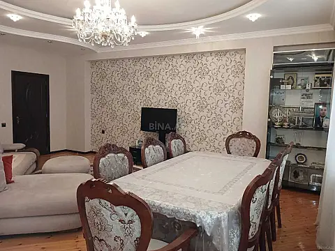 Satılır 3 otaqlı mənzil 123 m²
