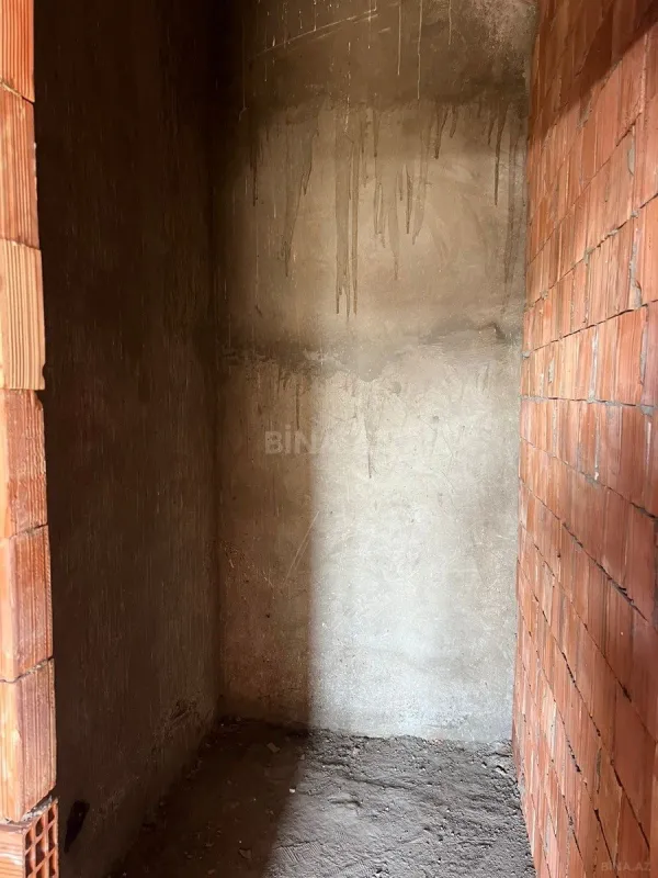 Satılır 2 otaqlı mənzil 68 m²