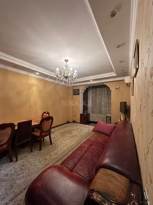 Kirayə verilir 4 otaqlı mənzil 180 m²