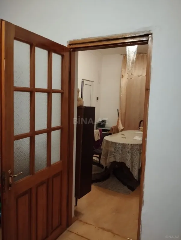 Kirayə verilir 5 otaqlı mənzil 130 m²