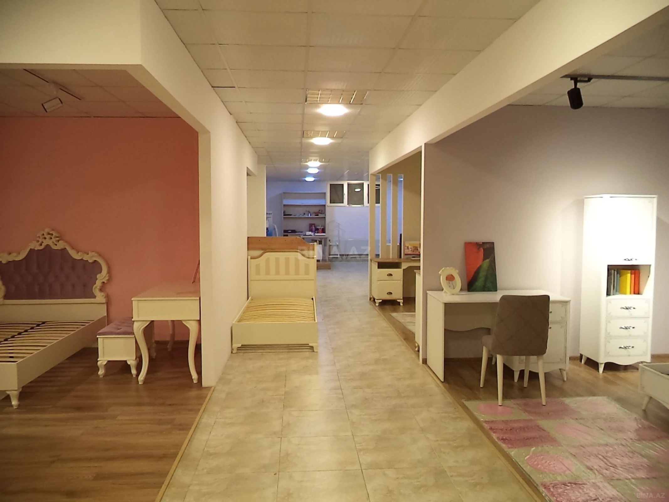 Kirayə verilir obyekt 700 m²