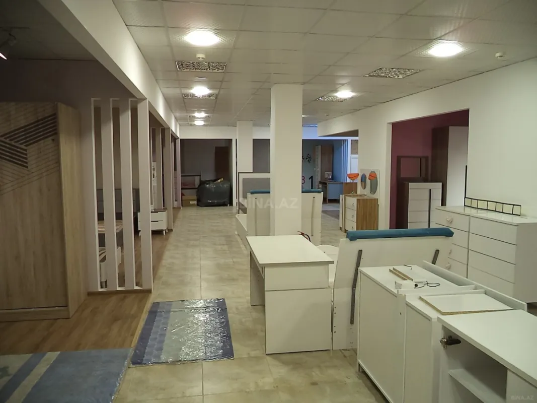 Kirayə verilir obyekt 700 m²