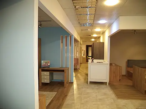 Kirayə verilir obyekt 700 m²