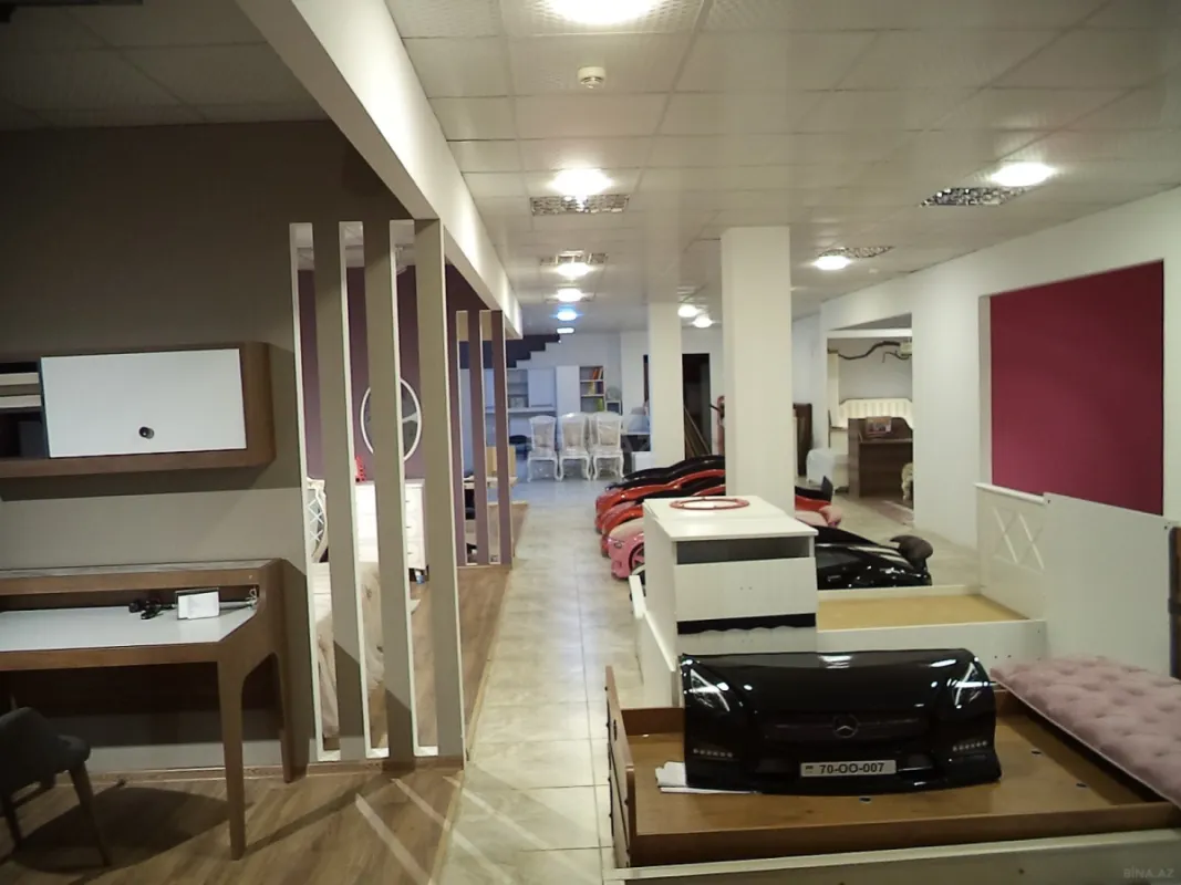 Kirayə verilir obyekt 700 m²