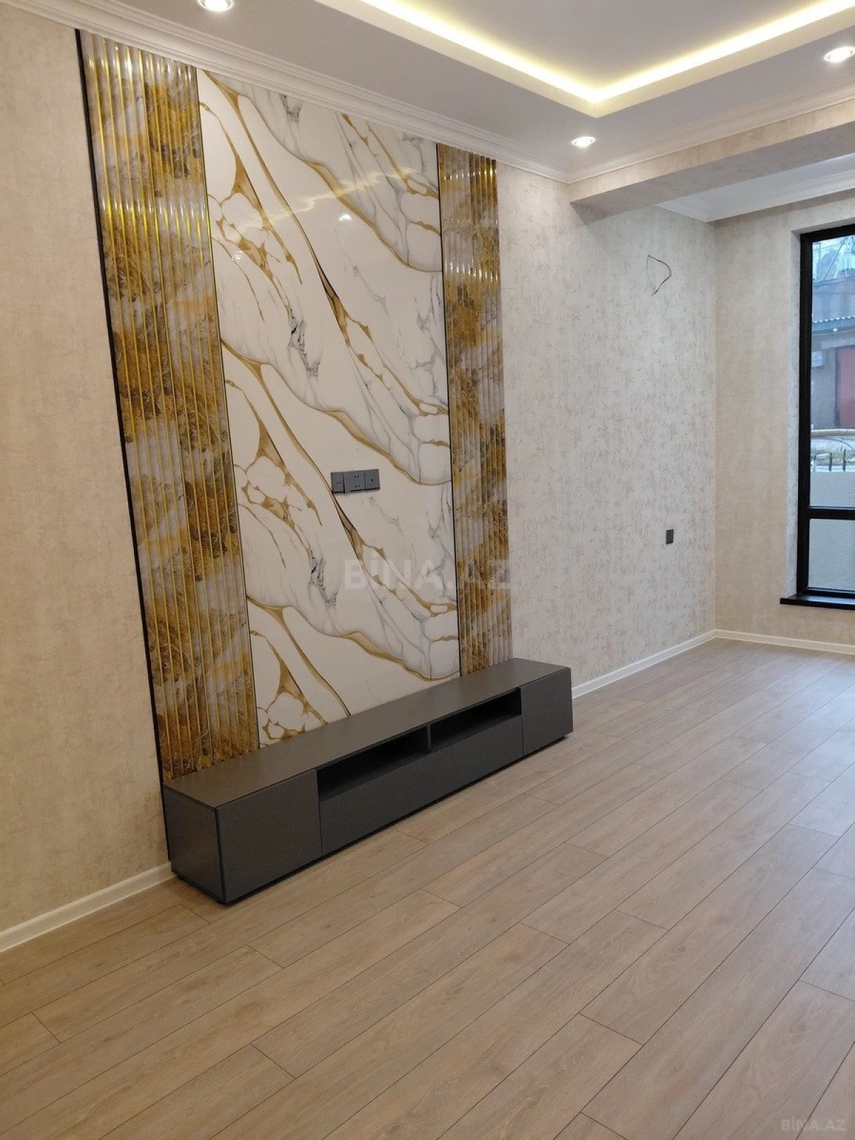 Satılır 2 otaqlı mənzil 64 m²