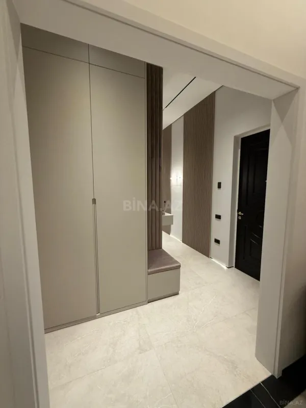 Kirayə verilir 3 otaqlı mənzil 157 m²